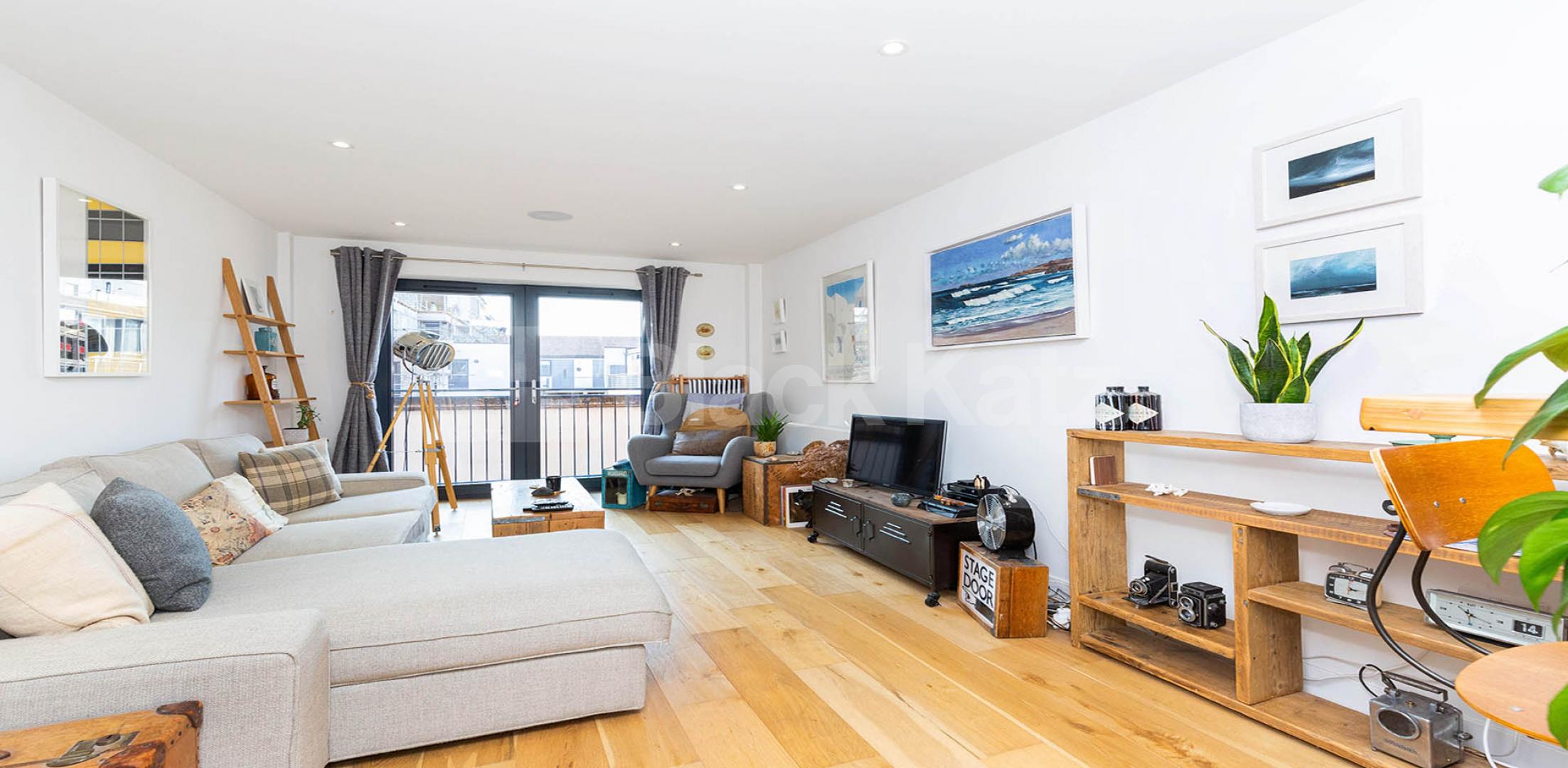 			1 Bedroom, 1 bath, 1 reception Apartment			 Mare Street, Hackney / London Fields 